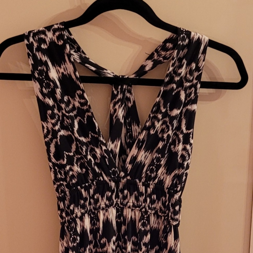 1 Maxi Dress 👗